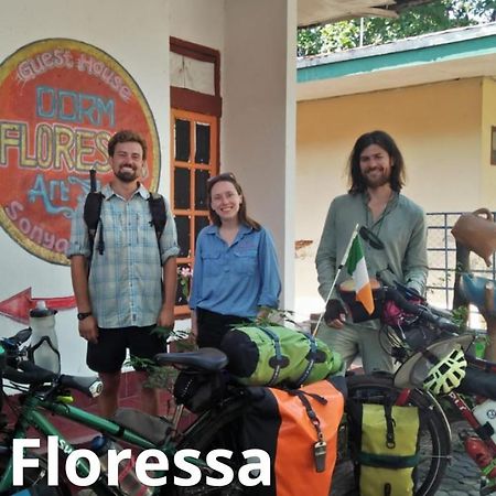 Guest House Dorm Floressa マウメレ エクステリア 写真