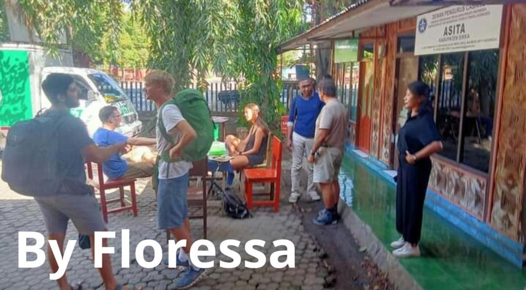 Guest House Dorm Floressa マウメレ エクステリア 写真