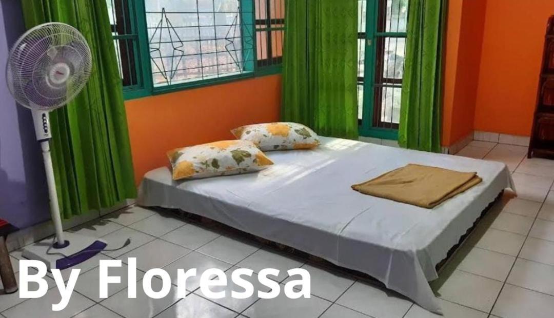 Guest House Dorm Floressa マウメレ エクステリア 写真